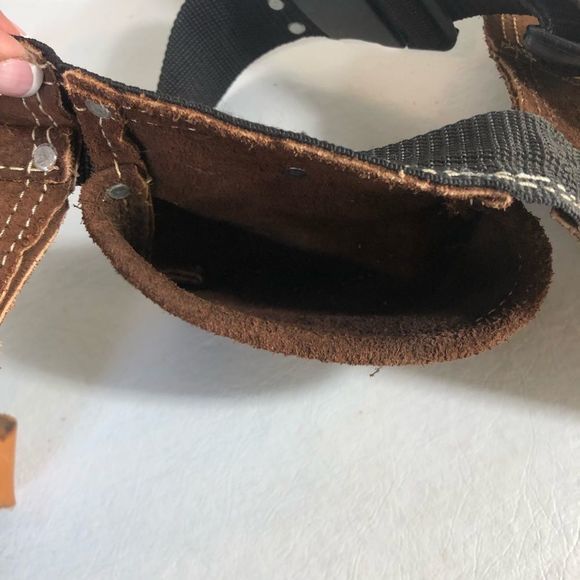 McQuire Nicholas MN 1932 Tool & Nail Belt Contractor Framing Leather - Picture 10 of 11